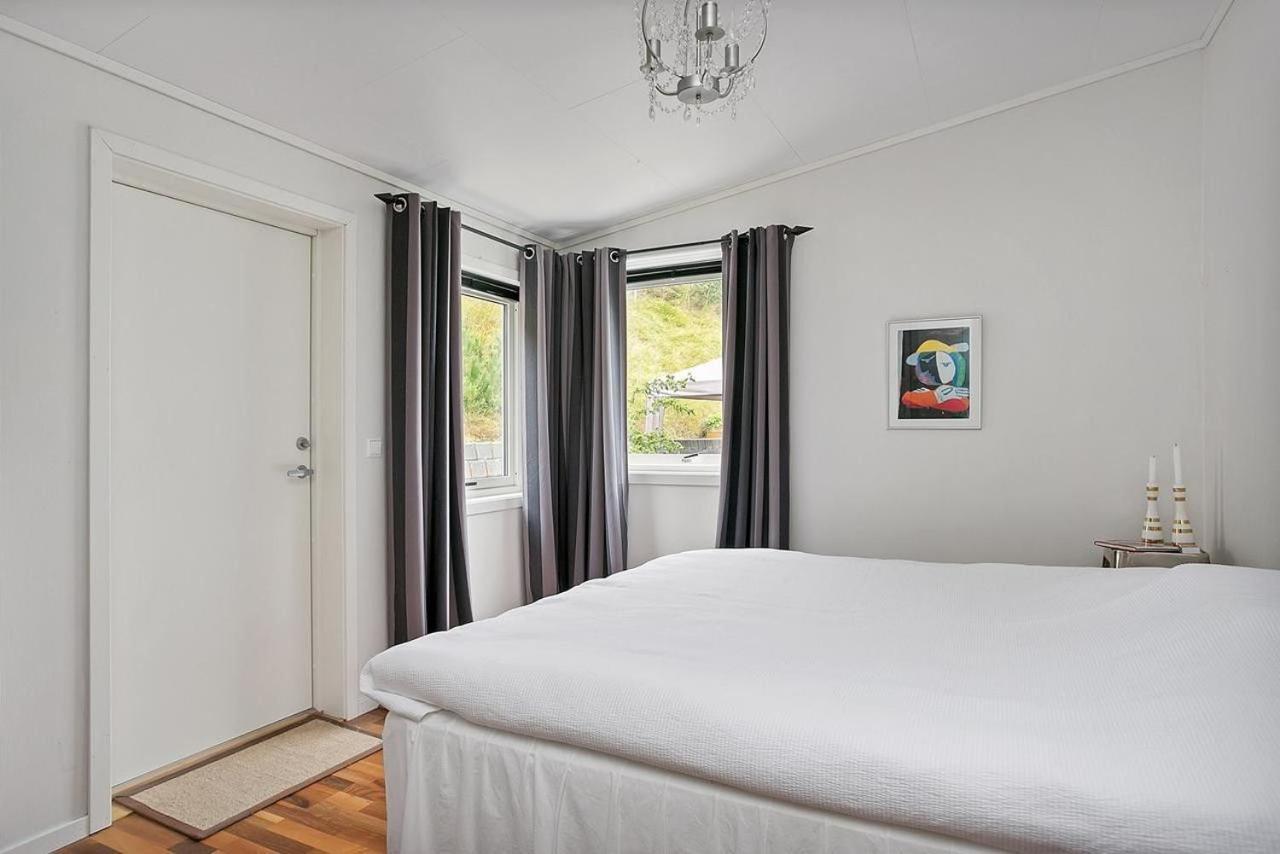 Systra Hotel Apartments Sjøholt Habitación foto